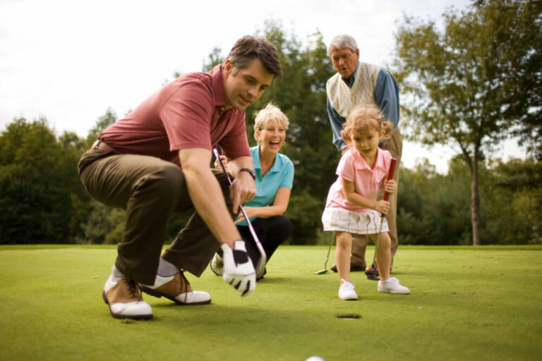 Family Golfing