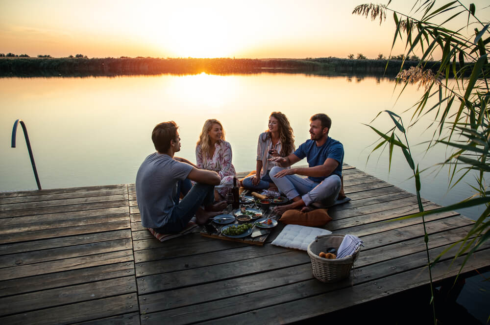 Try These Picnic Recipe Ideas During Your Lake Trip